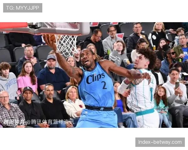 莱昂纳德第三档防守效率突出 关键档位主动制造进攻麻烦