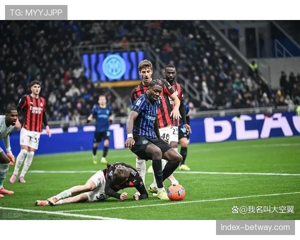 国际米兰中场控制力占优，但高位防守漏洞被都灵边路传中利用